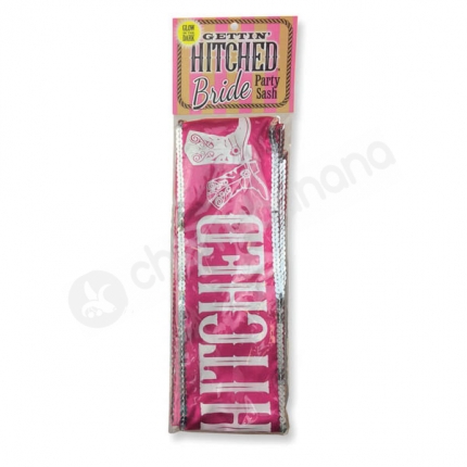 Pink Gettin' Hitched Bride Party Sash